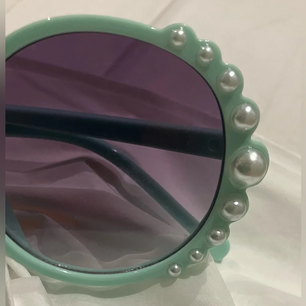 Kids sunglasses NWT